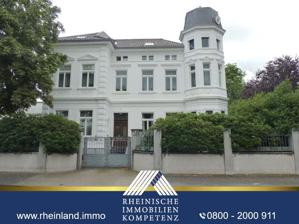 FABRIKANTENVILLA -
HERRSCHAFTLICHES WOHNEN 
oder REPRÄSENTATIVES BÜRO?
SIE ENTSCHEIDEN!