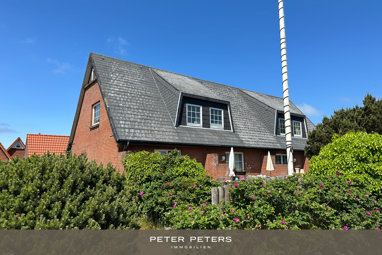 Attraktives Doppelhaus mit 6 Wohnungen und einer Doppelgarage am Lister Königshafen