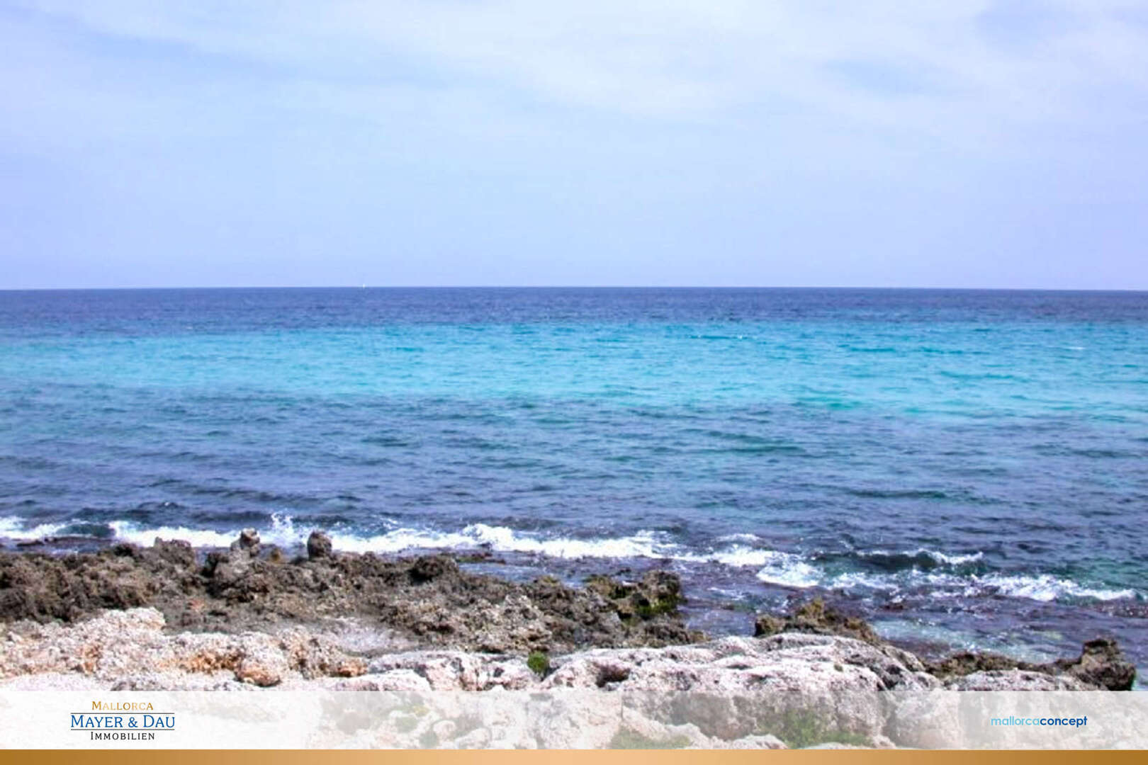 Son Servera: Lokal an der Strandpromenade von Cala Millor 
Obj. 7478