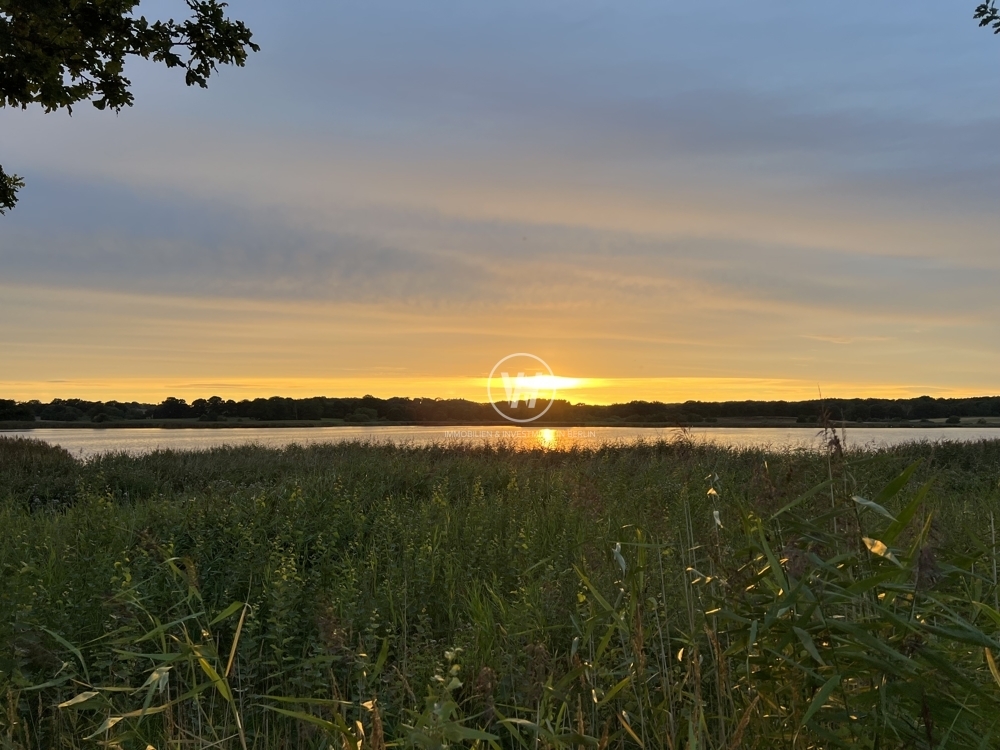 Ferienhaus oder Selbst EInziehen! - Moderne Haushälfte mit Wärmepumpe, Kamin und Luxusausstattung!