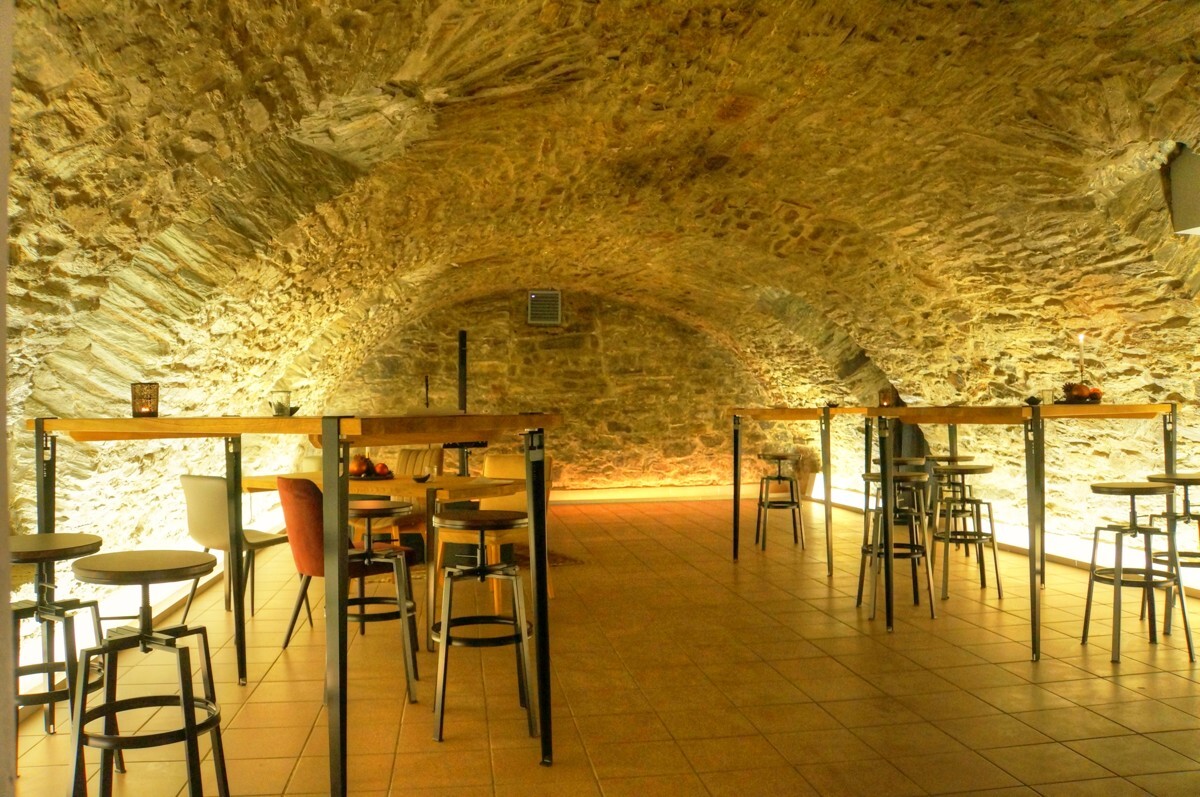 Historischer Gewölbekeller für Veranstaltung und Gastronomie