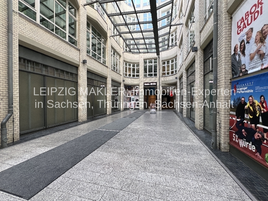 Ladenfläche auf zwei Ebenen im Kretschmanns Hof - Palais Central