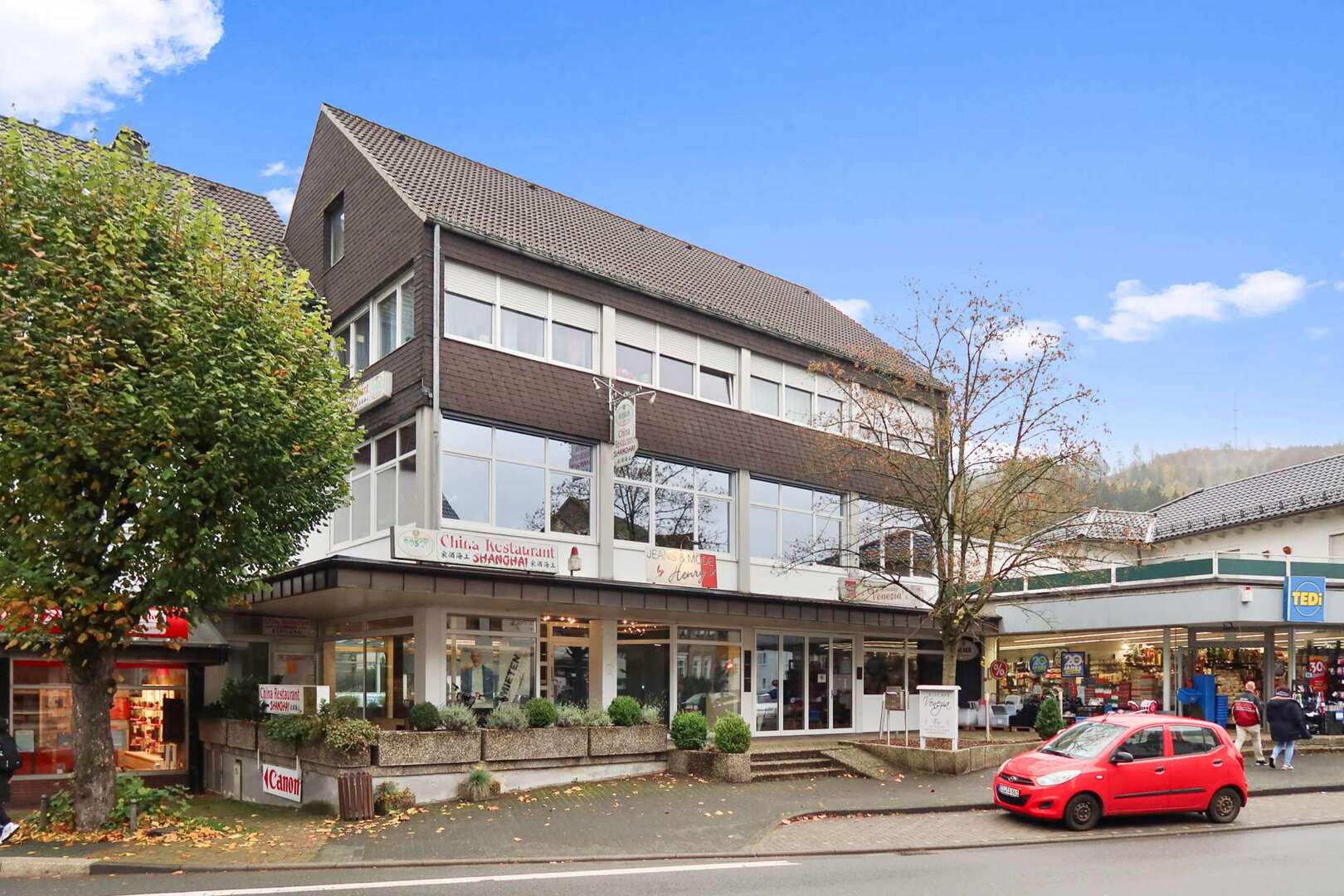 Attraktives Ladenlokal / Gewerbeflächen / Büro in zentraler Bestlage von Bad Laasphe