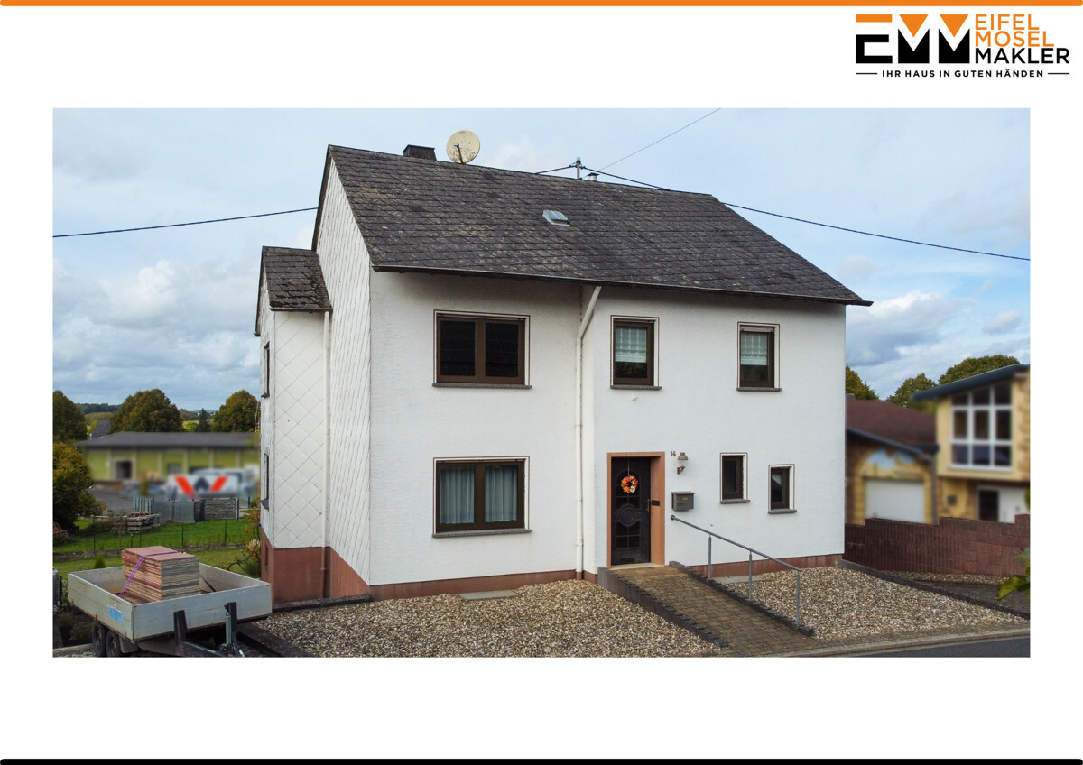 Doppeltes Wohnglück: Zweifamilienhaus mit Garten