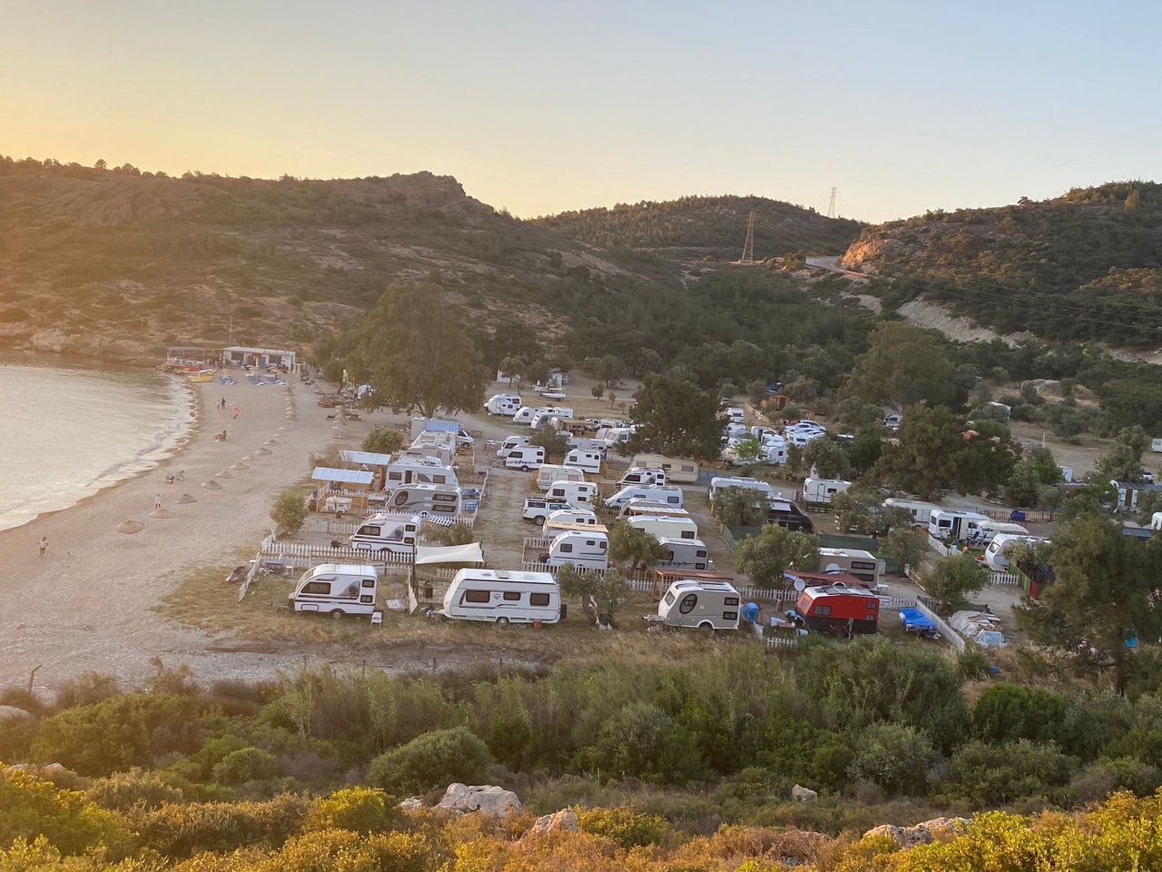 Ein riesiges traumhaftes Strandgrundstück zum Kauf, Originalbild !