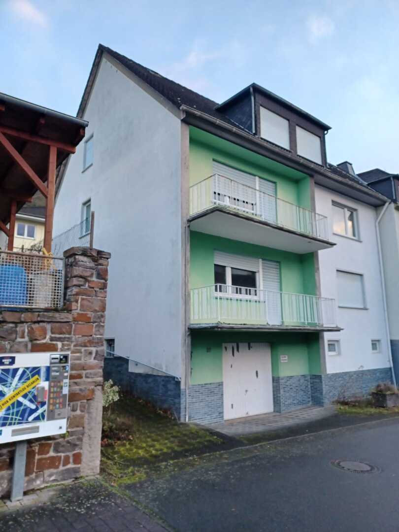 Mehrfamilienhaus Kestert