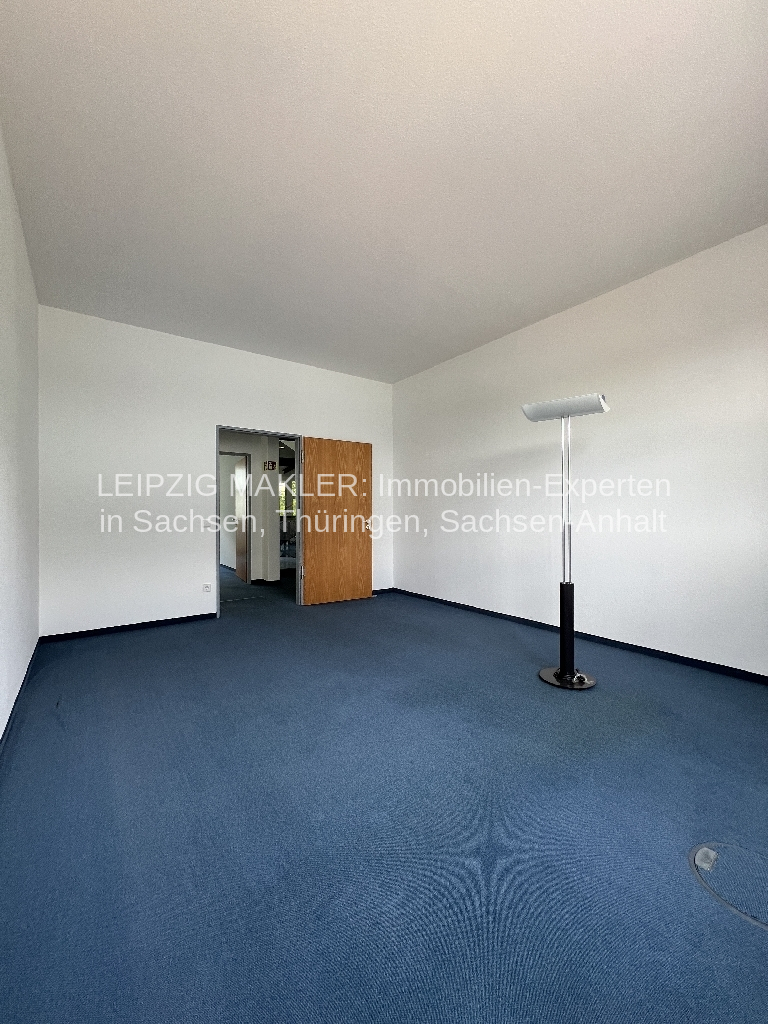 Einzelner Büroraum (2.9) mit ca. 20 qm in einer Büroetage mit 176 qm im Gewerbegebiet Dölzig