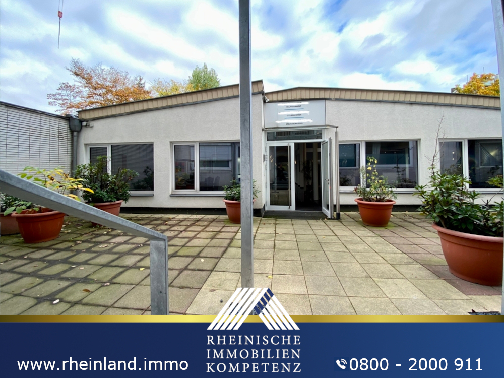 Rechtsanwälte-Steuerberater: 
3 HELLE BÜRORÄUME 
in einem repräsentativen Umfeld