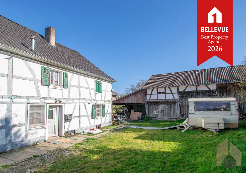 Platz für Neues: Großes Grundstück mit Weitblick