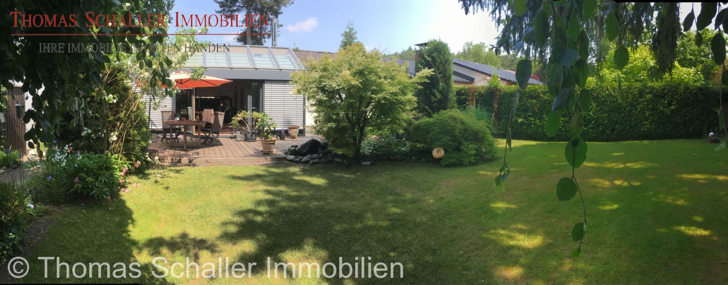 Ihr Traumhaus wartet: Bungalow mit Wintergarten und Traumgrundstück in Zirndorf-Weihershof