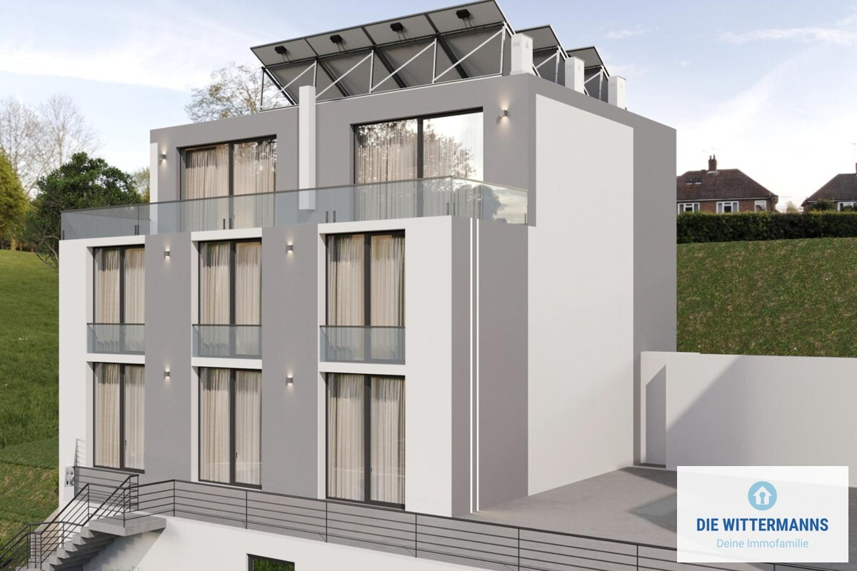 Baugrundstück mit genehmigtem EFH-Projekt !!!