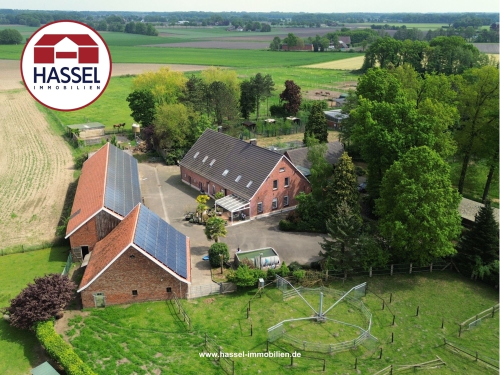 Heimat für Herde und Herz – Elegantes Anwesen mit Stallungen auf circa 3 Hektar