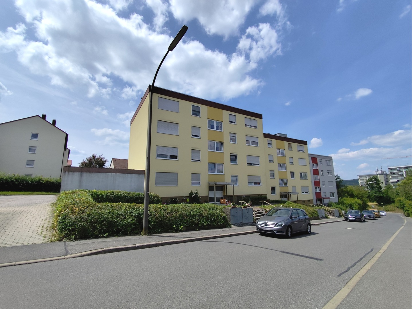 Lebensqualität pur: Diese charmante 3-Zimmer-Wohnung mit Balkon in 96215 Lichtenfels ist bereit für Sie!