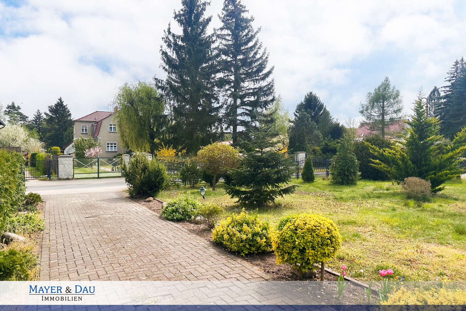 Sonniges Grundstück in ruhiger Lage und familienfreundlicher Nachbarschaft! Obj. 8637