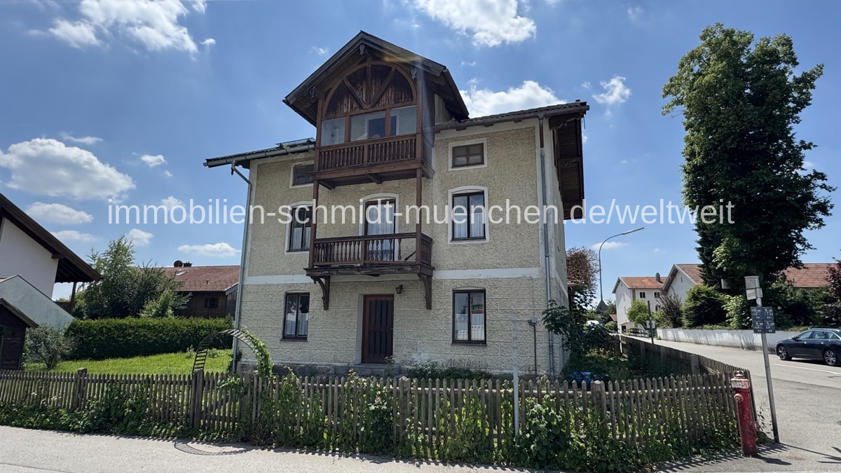 Baugrundstück Holzkirchen – 
EFH, DH oder 3-Spänner denkbar