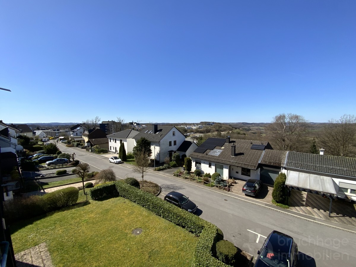 „Helle 3-Zimmer-Wohnung mit Fernblick in Lüdenscheid – Ideal für Familien und Paare“