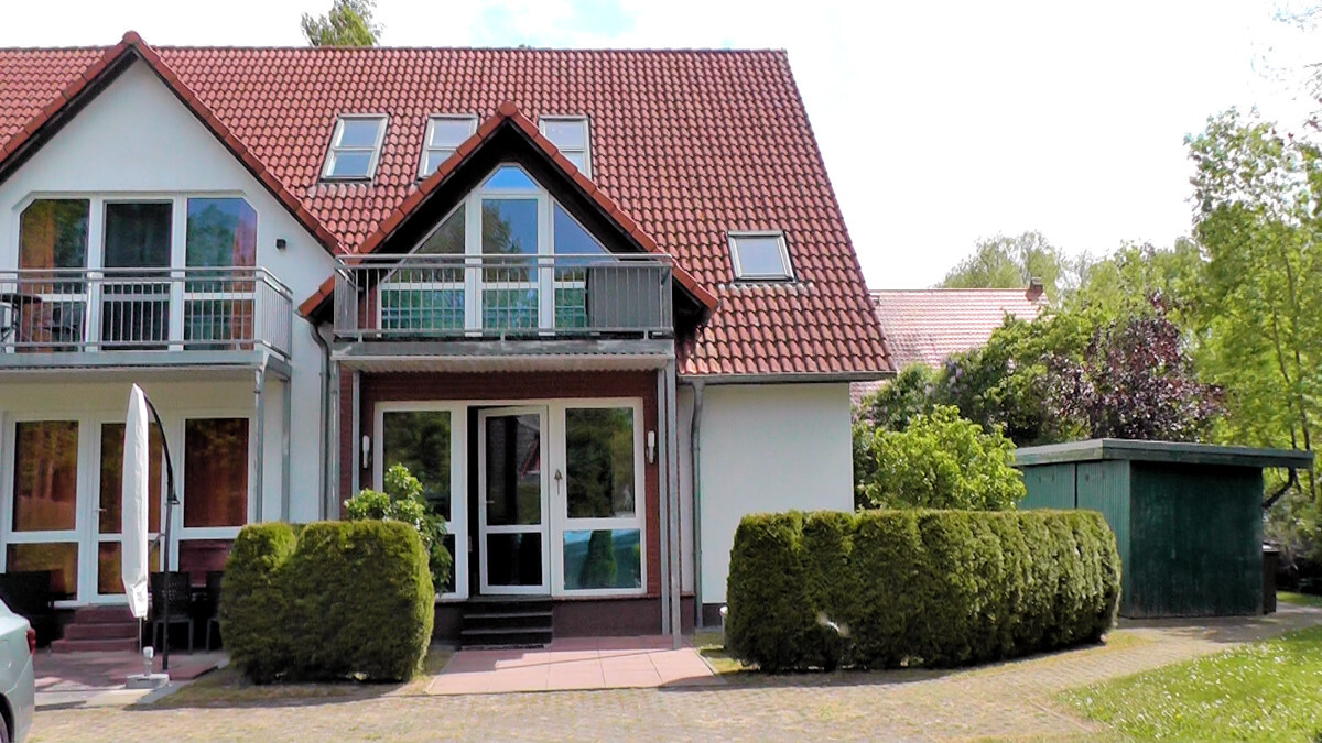 Eigentumswohnung mit Reihenhaus-Charakter nahe Ostseestrand