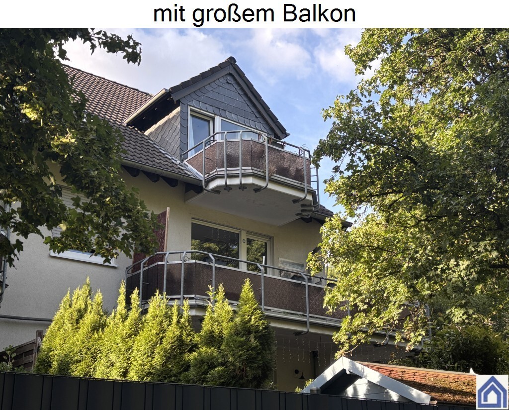 Kurzfristig freiwerdend! Entspannt wohnen & sicher parken – 3-Zimmer-Refugium mit Flair u. Sonnenbalkon