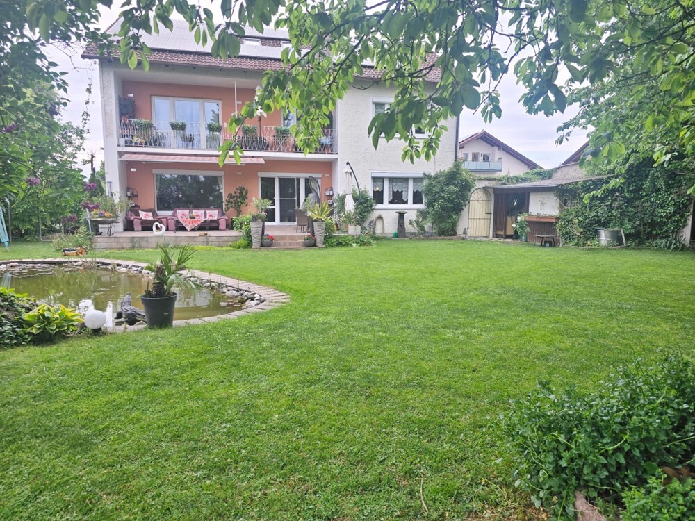 Zweifamilienhaus mit Ausbaureserve und Traumgarten – Viel Platz für Ihre Wohnideen!