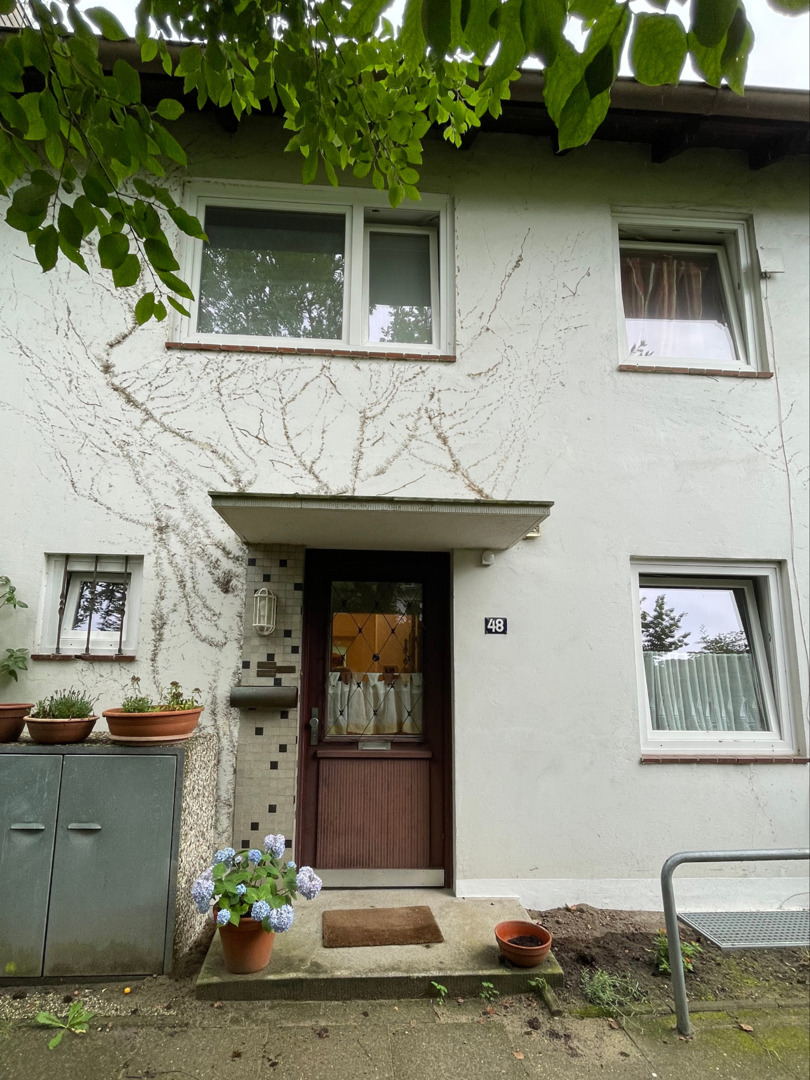 NIEßBRAUCH! Gepflegtes Reihenmittelhaus auf ca.143qm Wohnfläche in ruhiger Lage von Osdorf