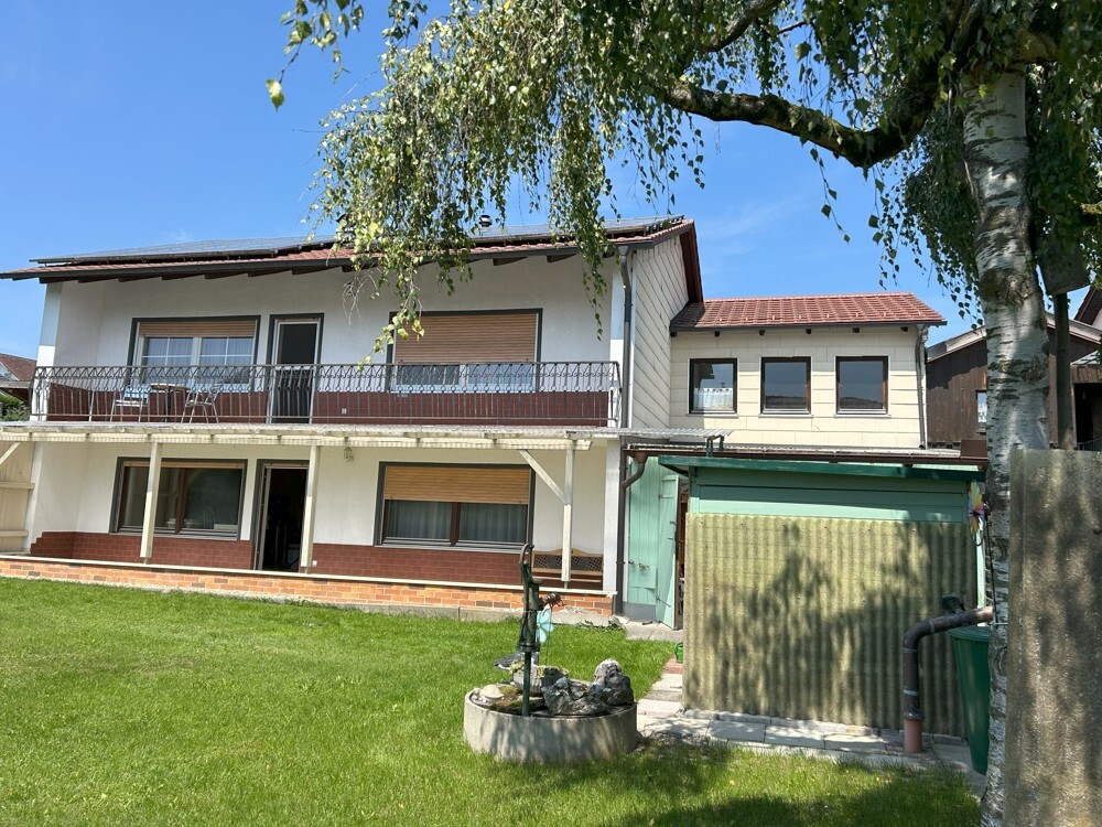 Einfamilienhaus mit großem Grundstück und vielseitigem Potenzial