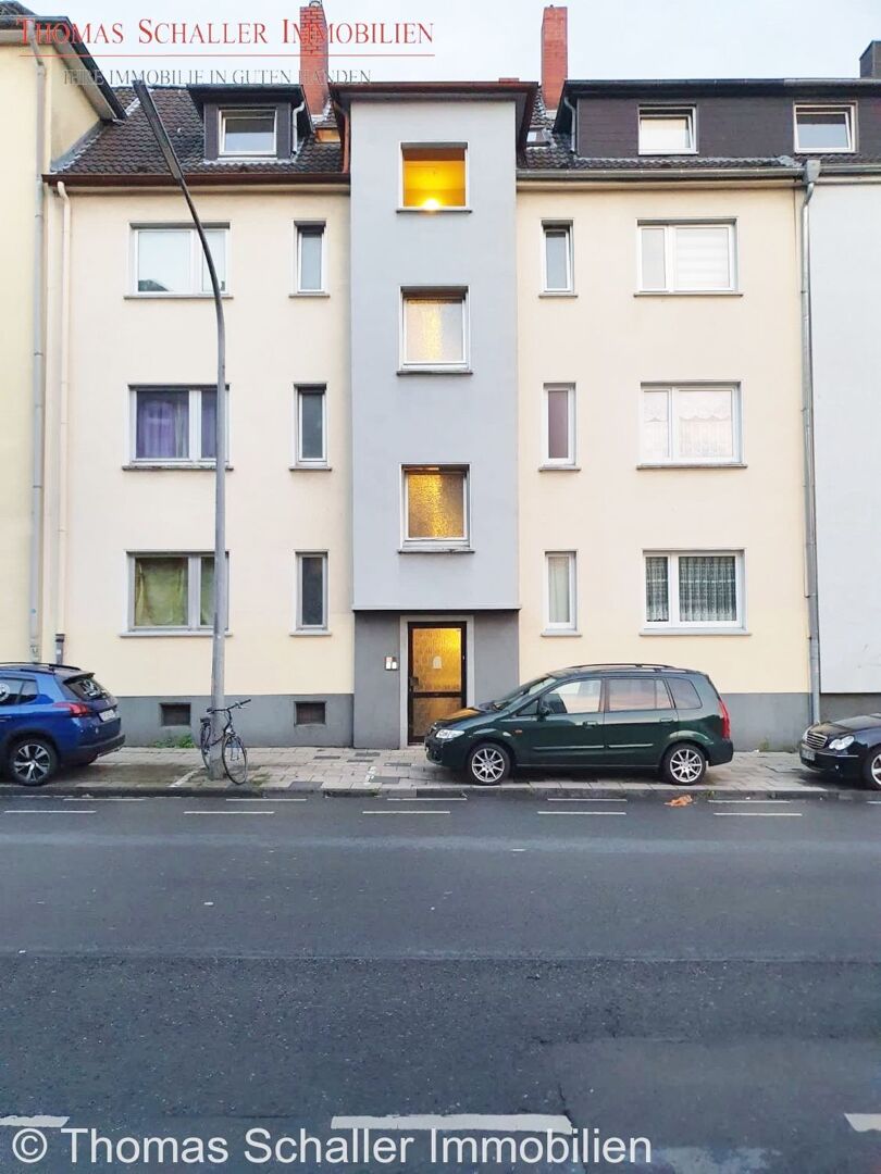 Nimm 2! Attraktives Wohnungspaket mit zwei vermieteten Einheiten im Dachgeschoss