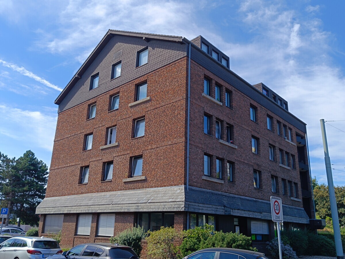 Vermietetes Apartment in zentraler Lage von Krefeld-Fischeln mit Stellplatz
