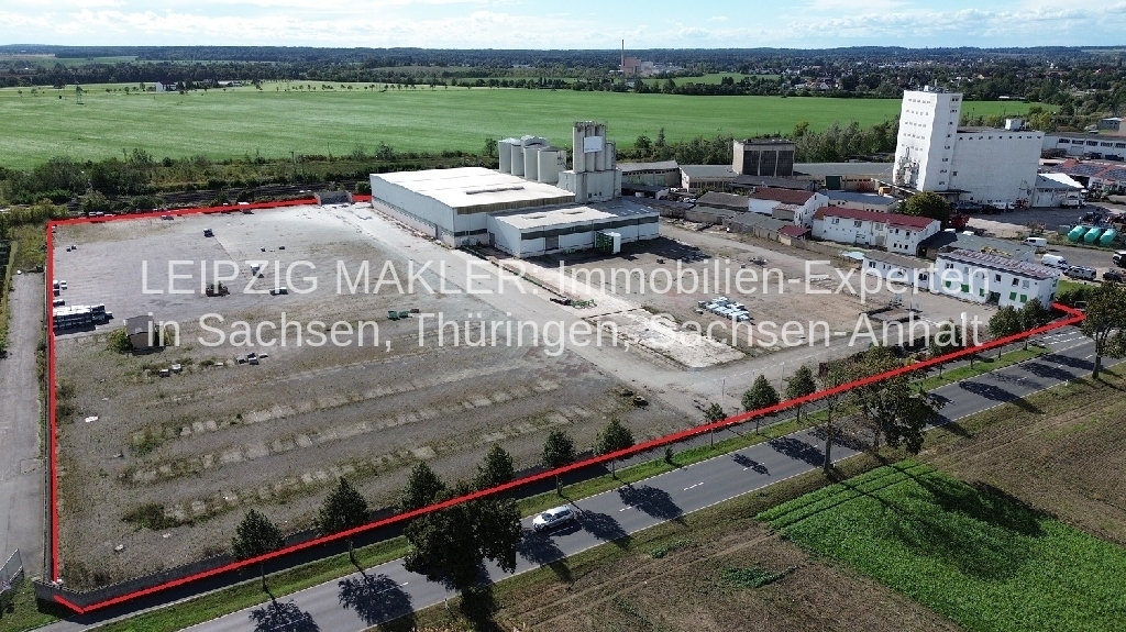KAUF: Produktionshalle auf großem Gewerbegrundstück