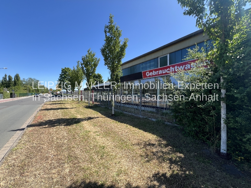ZU VERMIETEN: Werkstatthalle/Lagerhalle/Autohaus in Leipzig OT Engelsdorf (Komplett oder Teilflächen)
