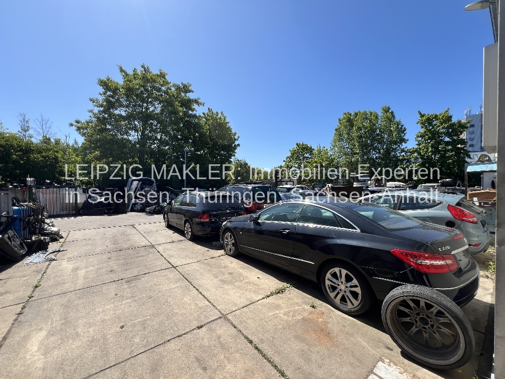 ZU VERMIETEN: Werkstatthalle/Lagerhalle/Autohaus in Leipzig OT Engelsdorf (Komplett oder Teilflächen)