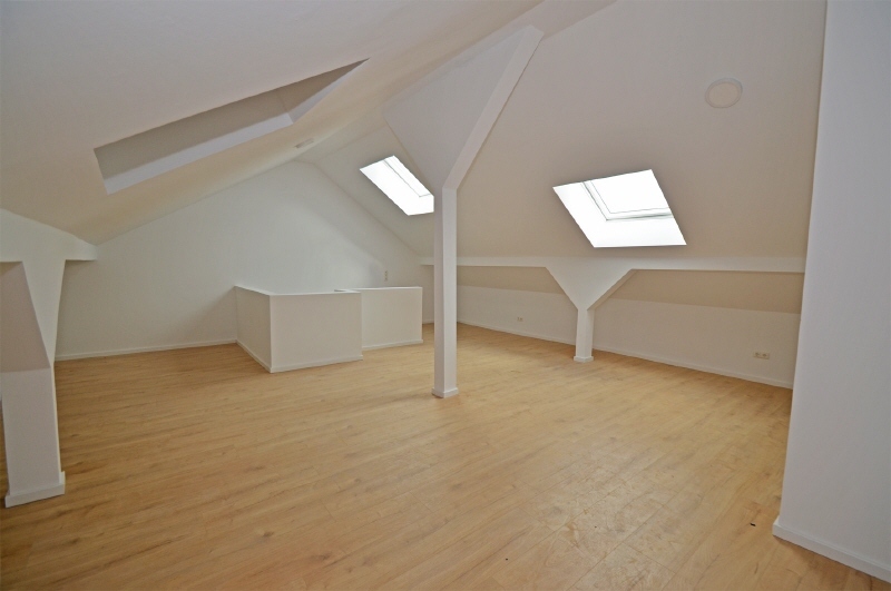 Exklusive Maisonettewohnung mit großzügigem Studio in zentraler Lage!