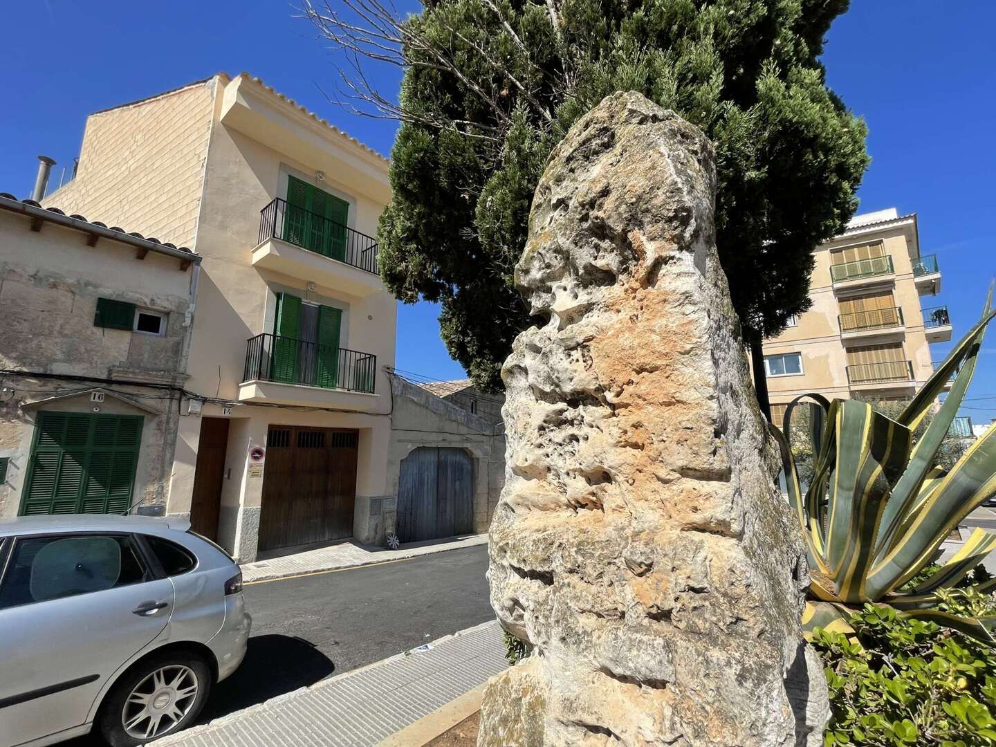 Rohdiamant in Muro: Stadthaus mit viel Potenzial zur individuellen Modernisierung/ Obj. 8994