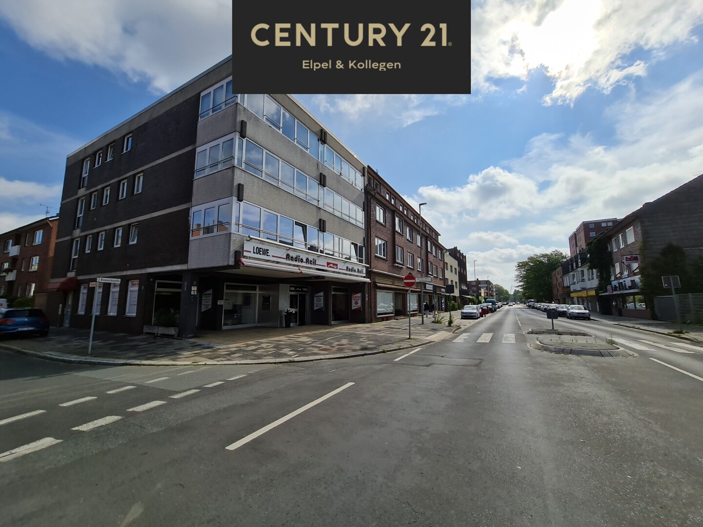 Geräumige und helle Büro-/Praxisfläche