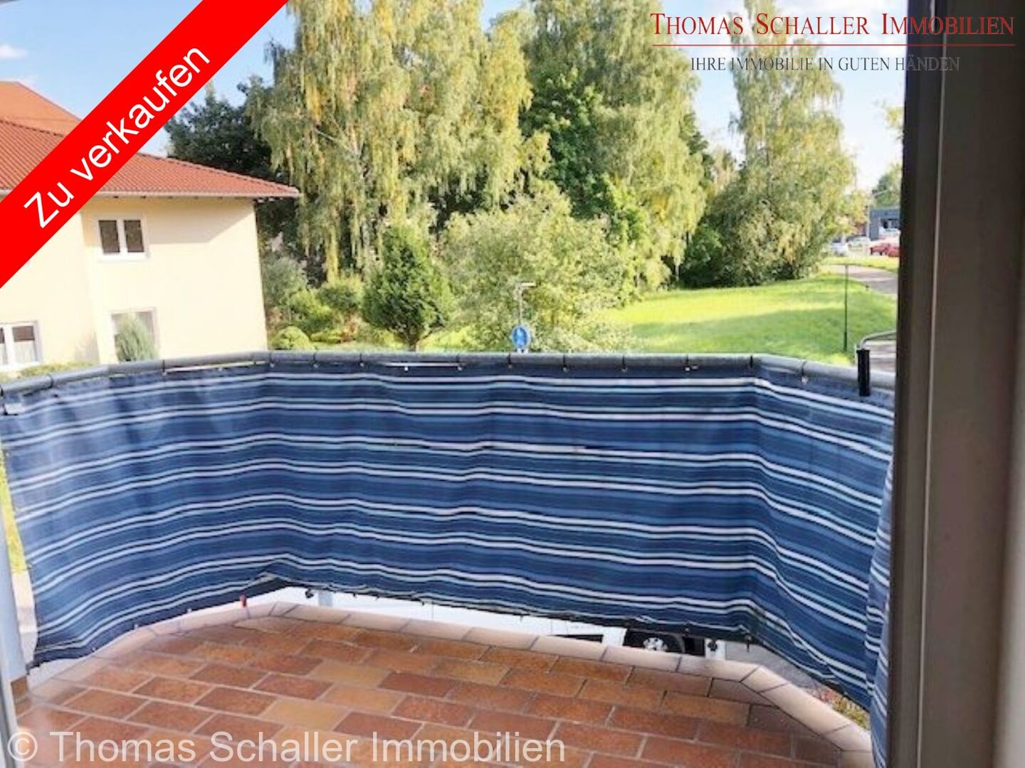 Sehr schöne helle 3,5 Zi-Whg sofort zum Einzug mit TG,  zentral und ruhige Lage