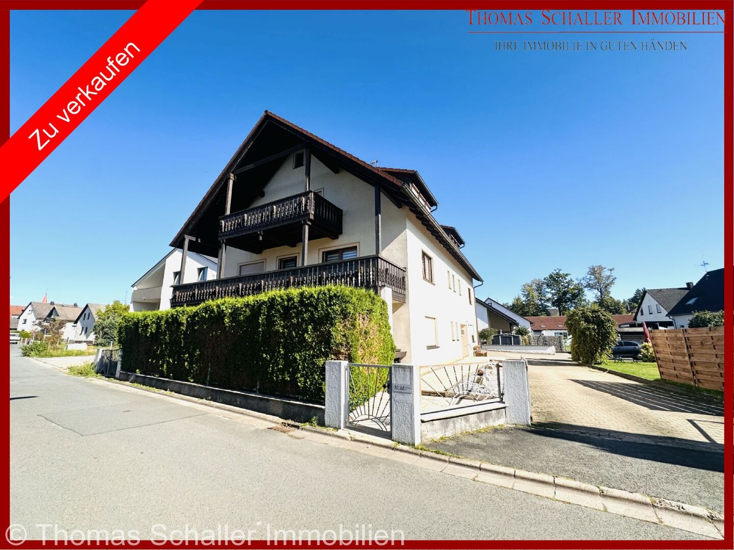 Wohntraum auf 199m² auf zwei Ebenen - Ihr neues Domizil in Röttenbach bei Erlangen !