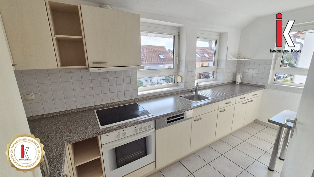 Zur Auswahl: einziehen oder vermieten!
Gemütliche 2-Zimmerwohnung in Altdorf