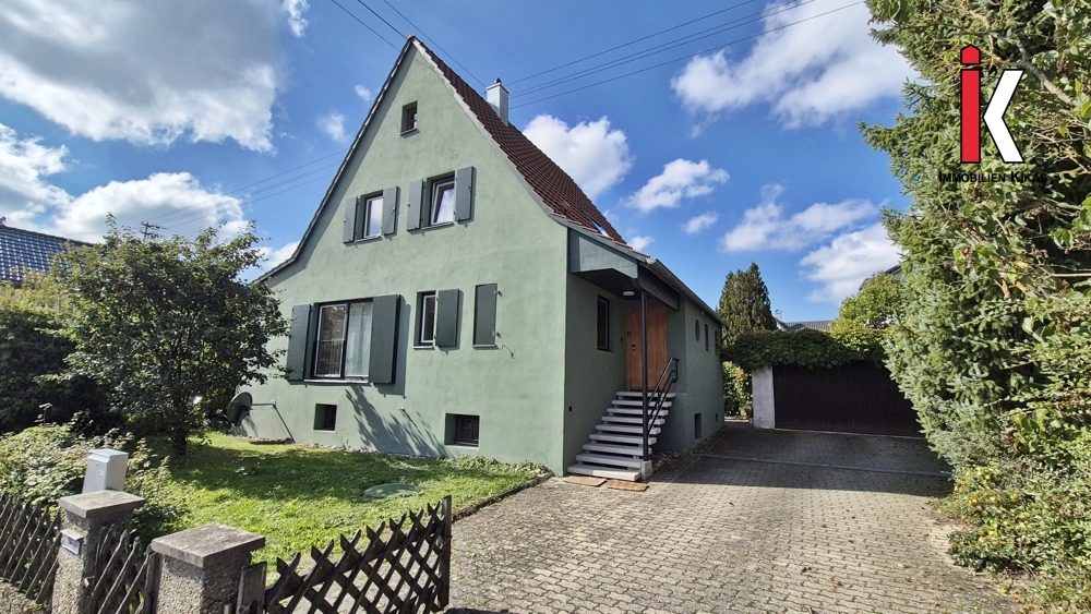 Ein stilvolles modernisiertes Zuhause!
Einfamilienhaus in Sindelfingen-Maichingen