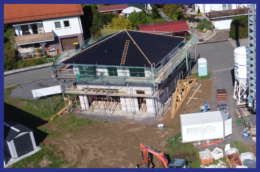 Fertiges Einfamilienhaus mit Garten und Stellplätzen zur Miete