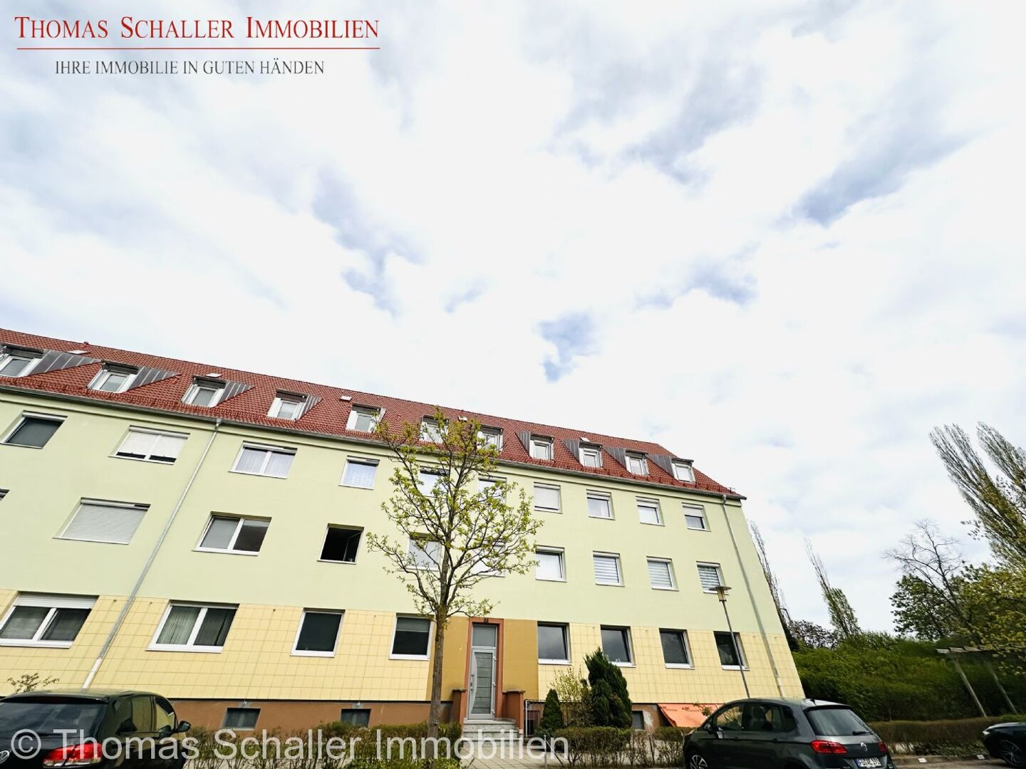 Großzügige 4-Zimmer-Wohnung mit Balkon & moderner Einbauküche in Fürth