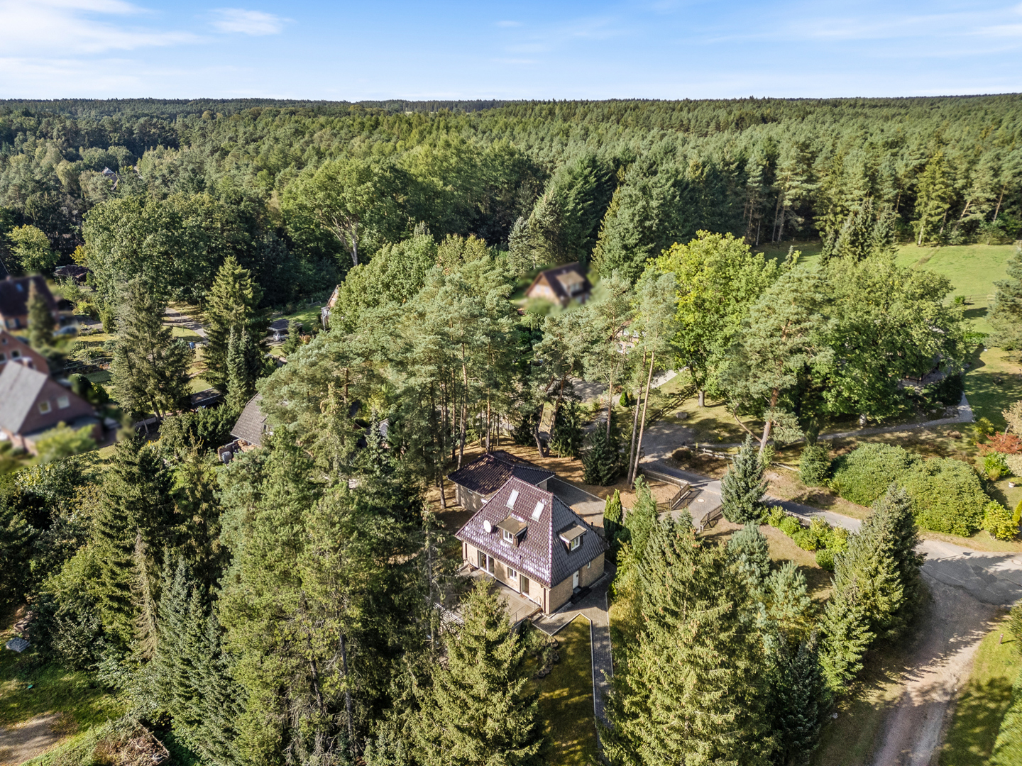 Modern saniertes Anwesen in der Lüneburger Heide - Wohnen, wo andere Urlaub machen