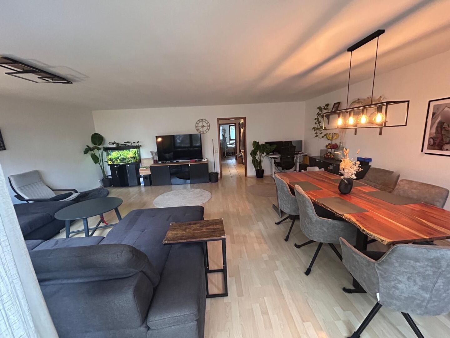 Helle 3-Zimmer-Etagenwohnung mit Balkon in gepflegtem Wohnumfeld – Reutlingen