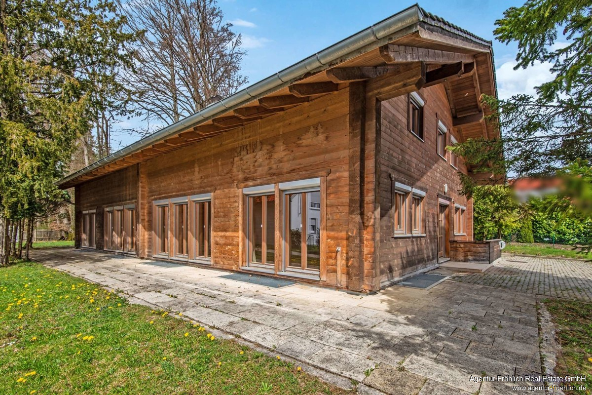 WOHNTRAUM zwischen Starnberger See und Isartal - Exklusiv - Energetisch - Ökologisch - Bio Blockhaus