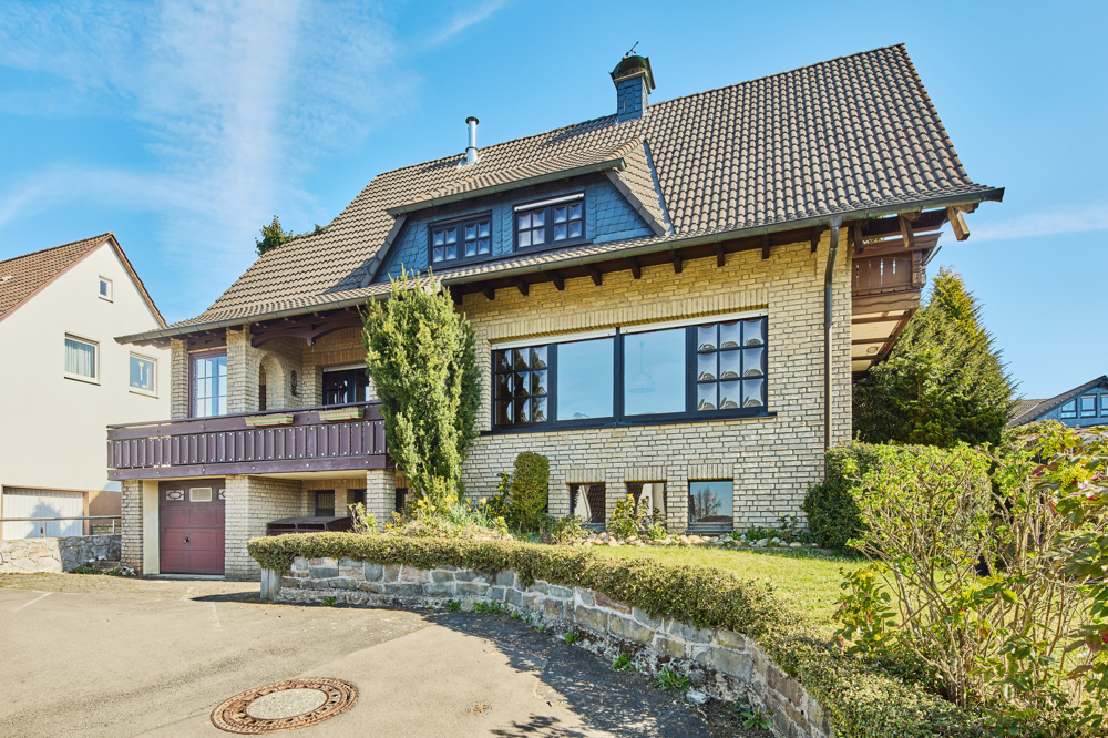 Etwas Arbeit, viel Potenzial – Haus sucht neuen Glanz!