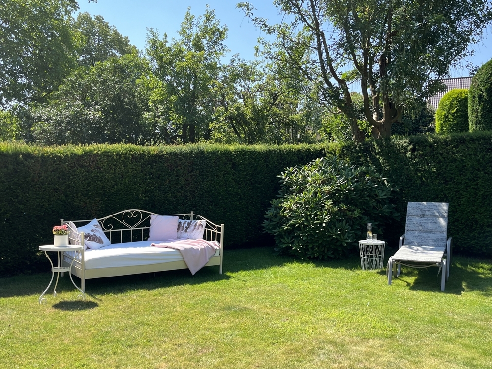 PROVISIONSFREI  
BAUGRUNDSTÜCK mit ALTBESTAND/ EINFAMILIENHAUS, 
in EXKLUSIVER LAGE, GEGEN GEBOT