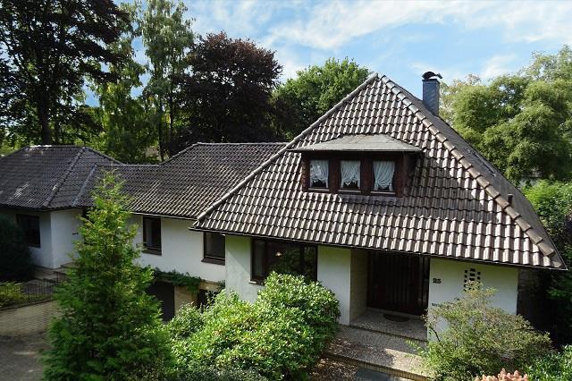 RESERVIERT: Wohnen und Arbeiten unter einem Dach - Einfamilienhaus mit Geschäftsräumen in Beverstedt