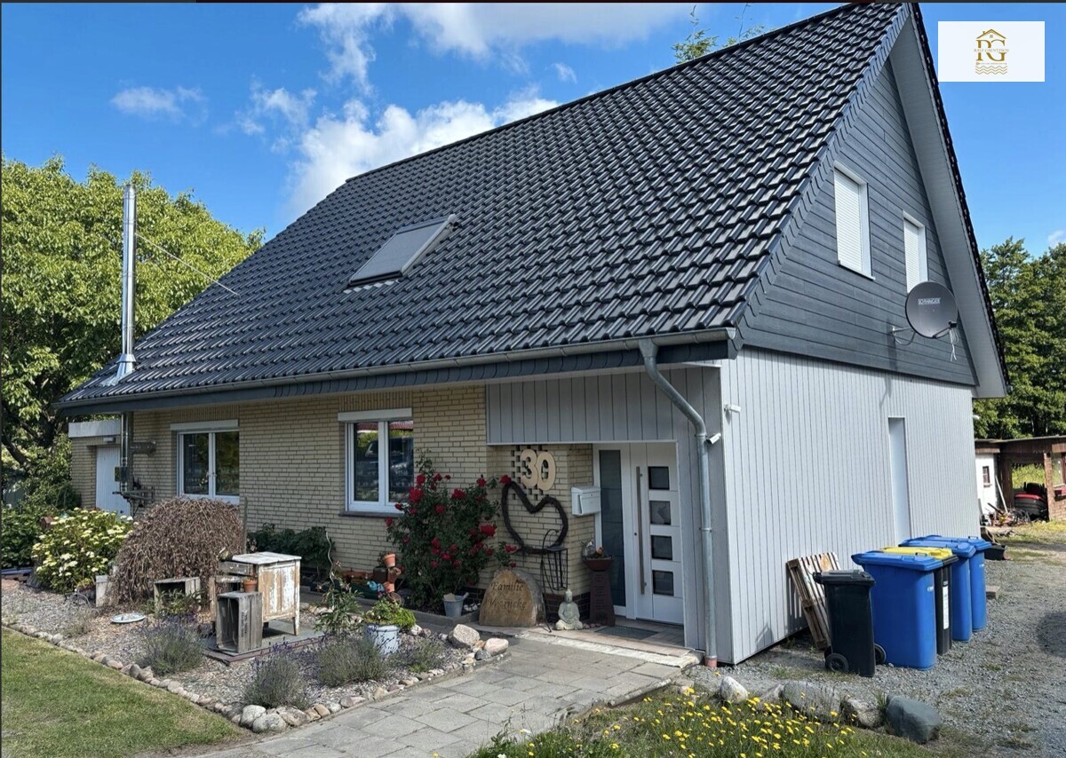 Großzügiges EFH Cuxhaven-Altenwalde DG Neubau 2022 mit Wärmepumpe. Nutzung auch als ZFH möglich