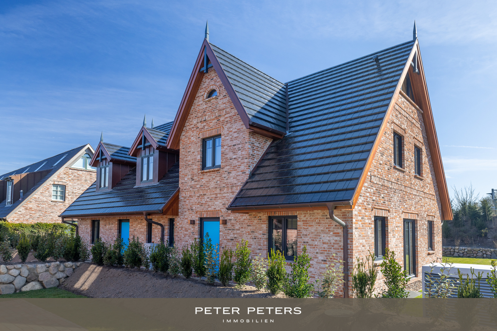 Neubau von einem Wohnhaus mit je 1 FW und 1 DW (Haus 3)