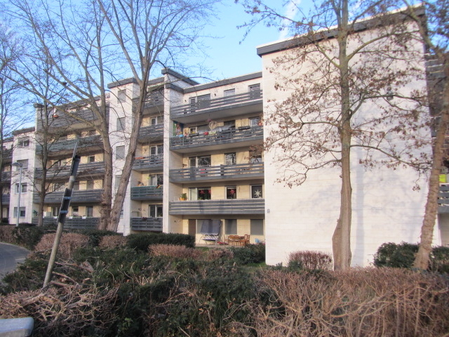 ZWANGSVERSTEIGERUNG!! 4-Zimmerwohnung in Bergheim-Zieverich