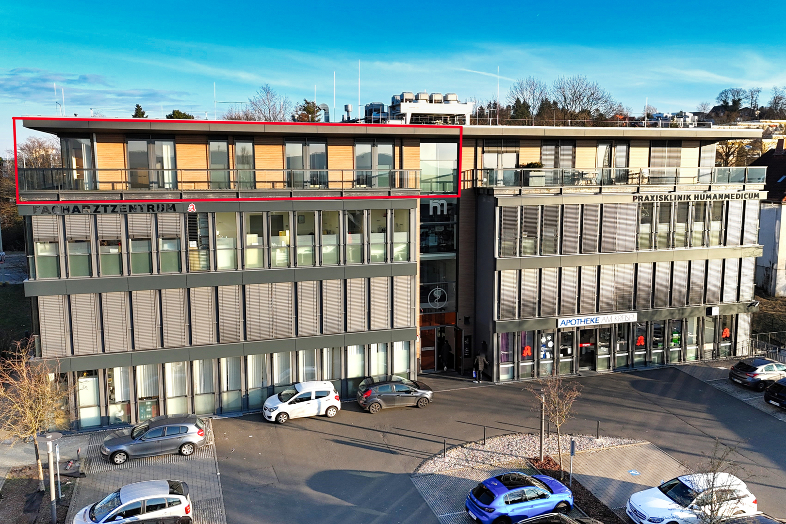 Penthouse-Praxis mit Burgblick - für den Kunden mit Anspruch