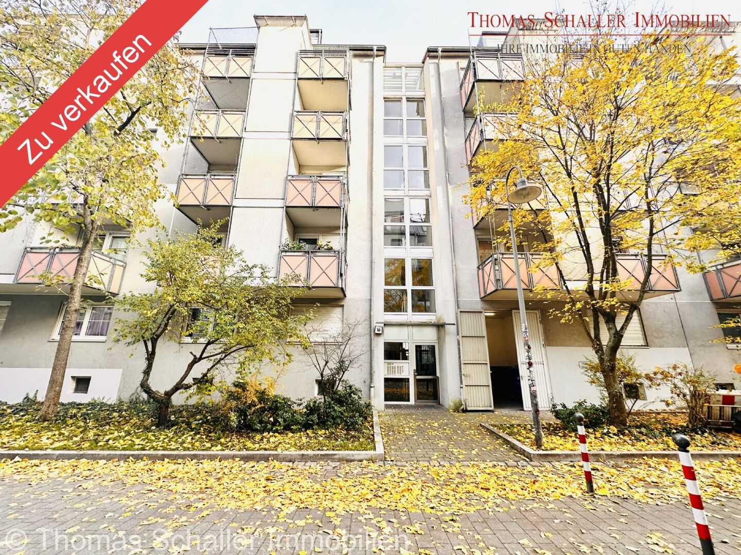 Vermietete Stadtwohnung mit Aufzug und Balkon – ideales Investment in ruhiger Lage